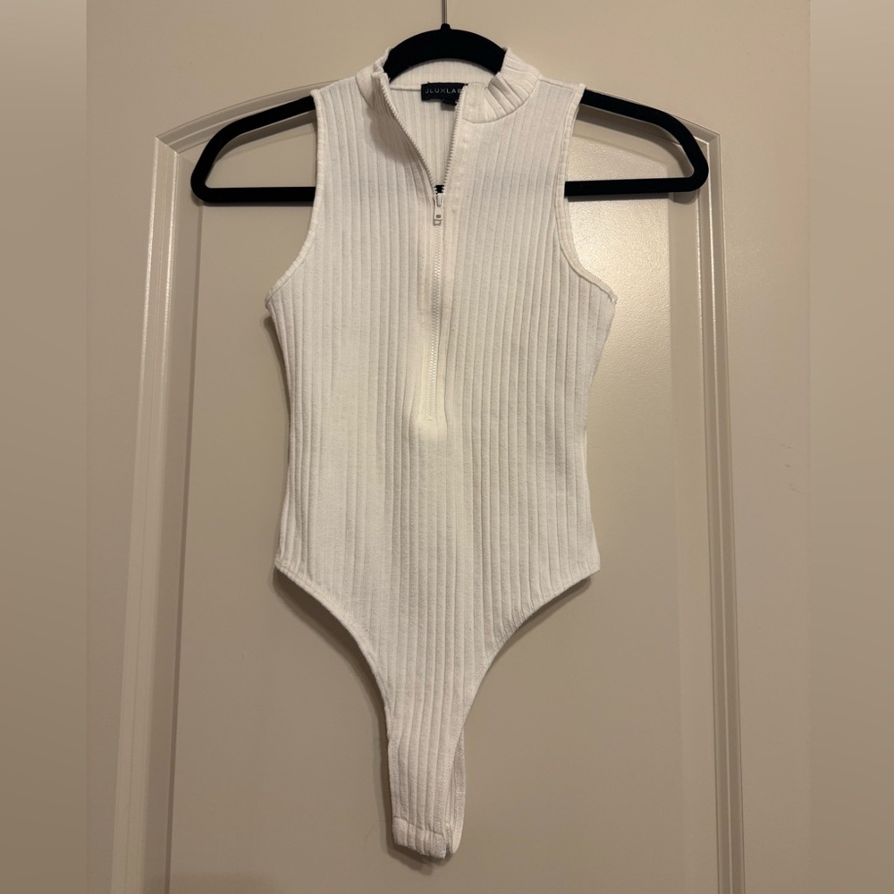 JLUXLABEL ivory Mirel half zip bodysuit. Size small.